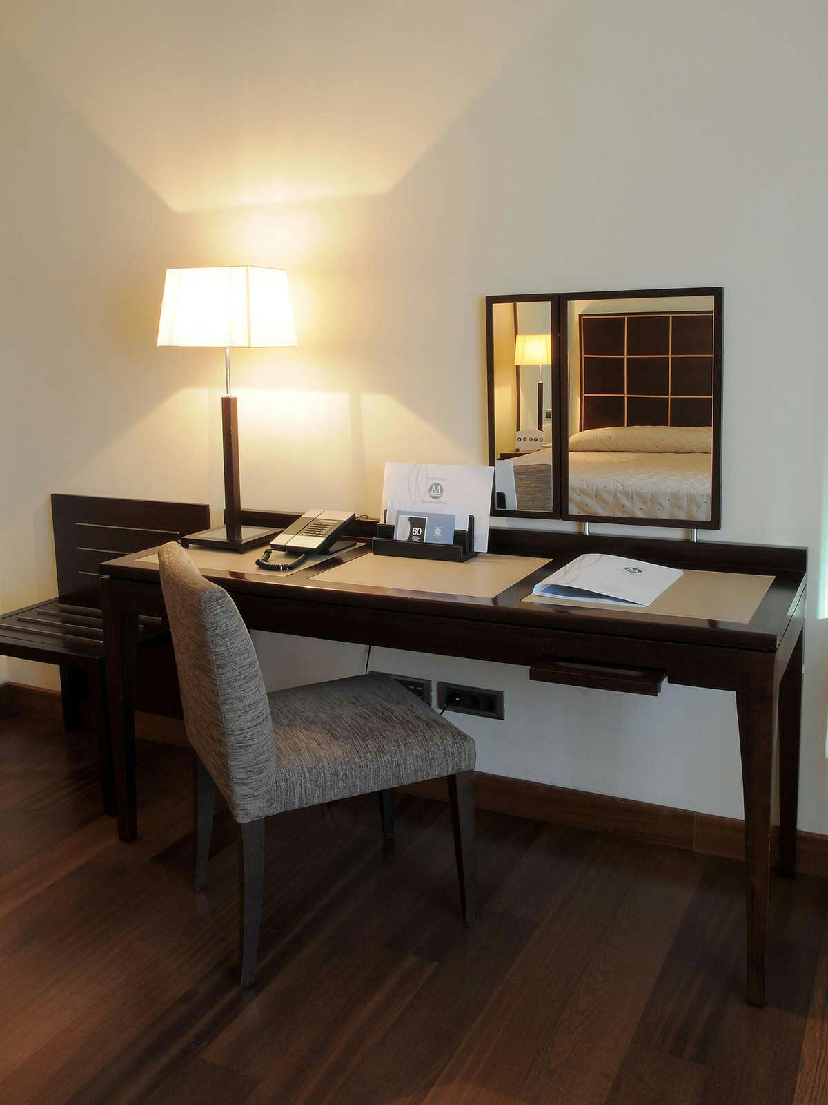 Hotel Eurostars Grand Marina Hotel photo 1