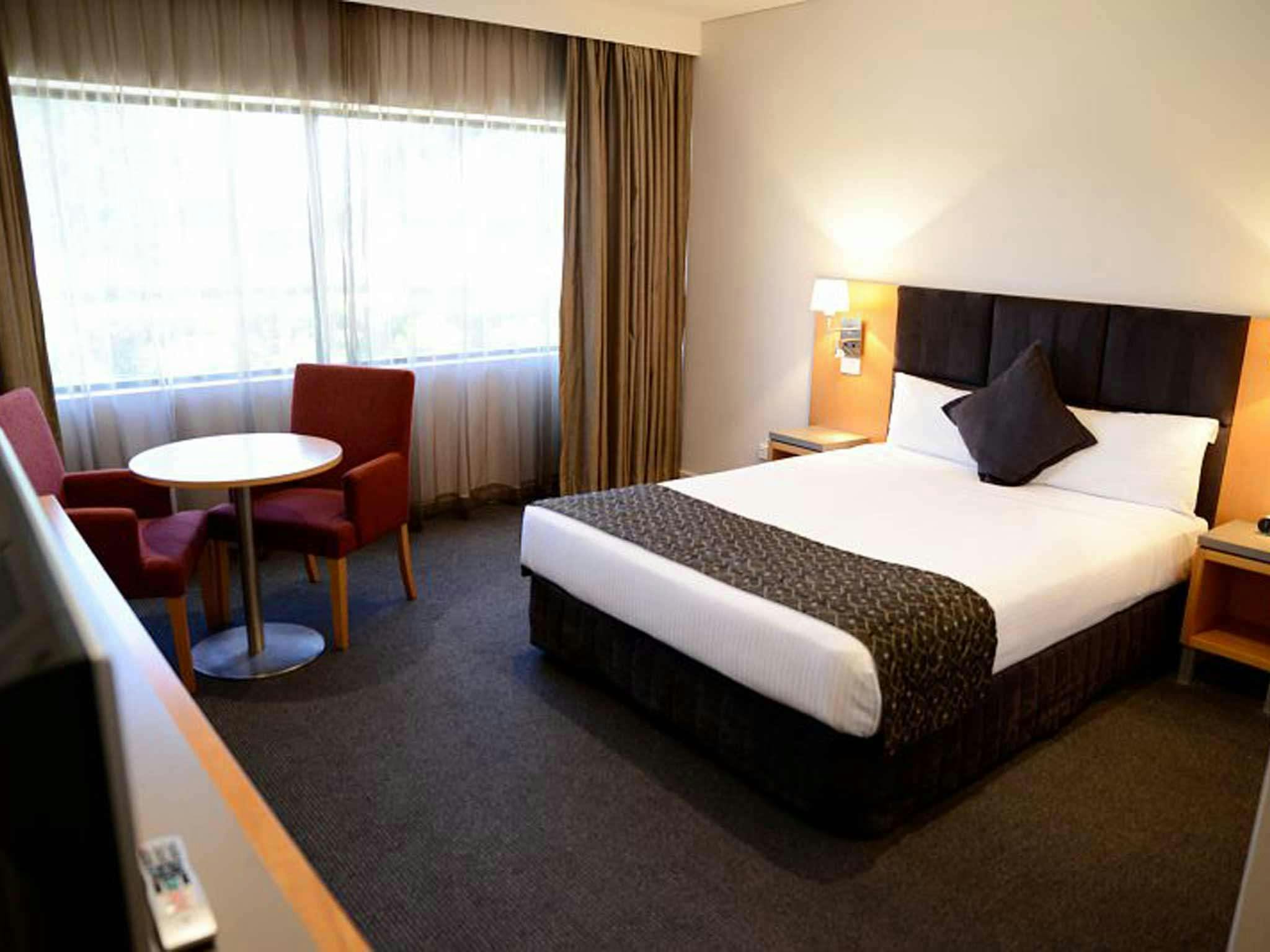 Hotel MERCURE PENRITH photo 3