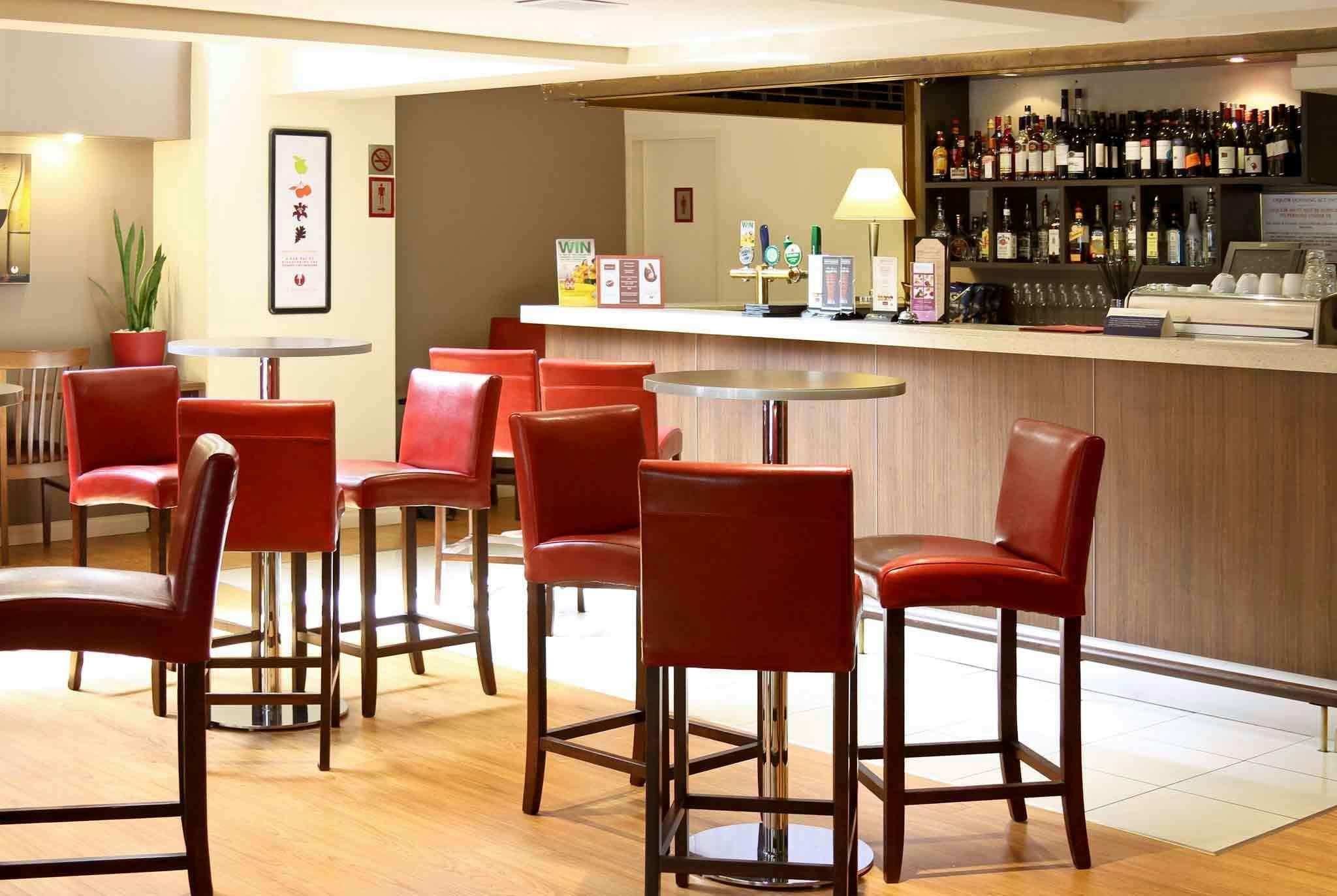 Hotel Mercure Grosvenor Hotel Adelaide photo 1