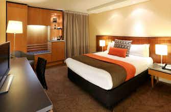 Hotel MERCURE KING GEORGE SQUARE photo 1