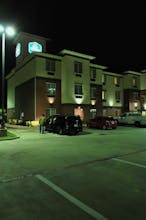 Best Western Plus Lake Dallas Inn & Suites