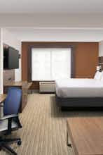 Hotel Holiday Inn Express Baltimore - BWI Airport North photo 1