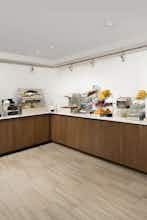 Hotel Holiday Inn Express Baltimore - BWI Airport North photo 5