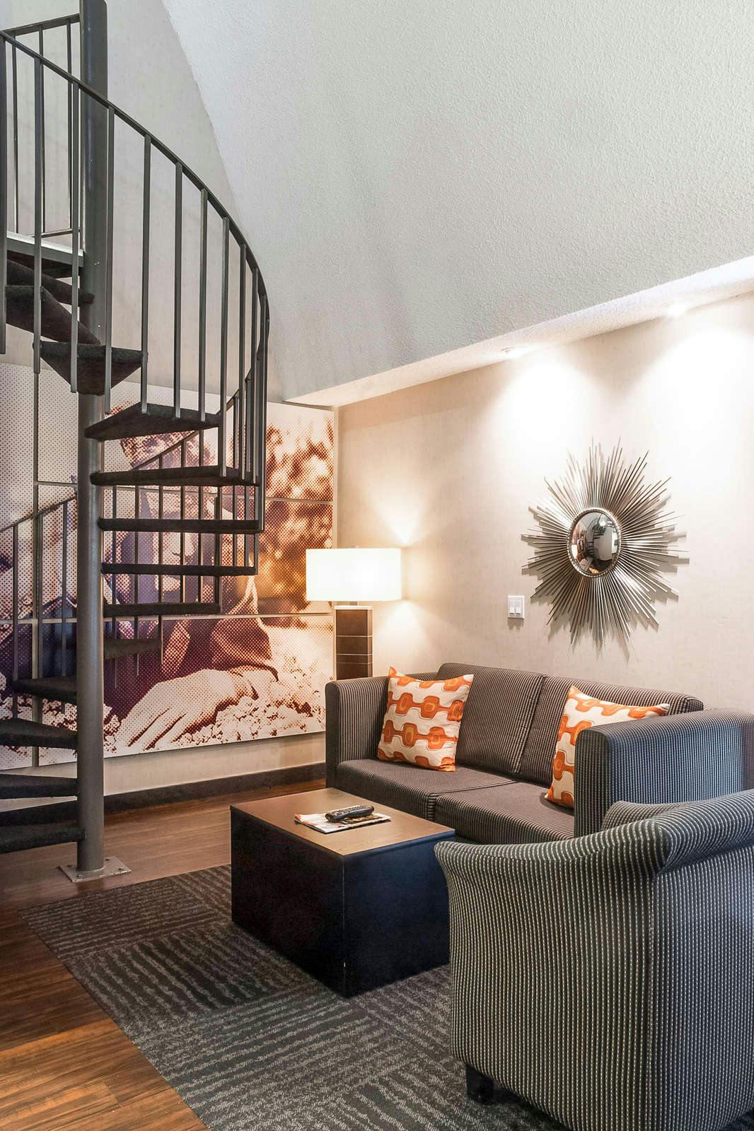 Ramada Plaza Hotel West Hollywood Los Angeles Hoteltonight