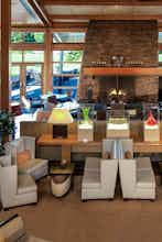 Hotel Cedarbrook Lodge photo 2