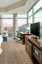 Hotel Hilton Garden Inn DC Georgetown photo 3