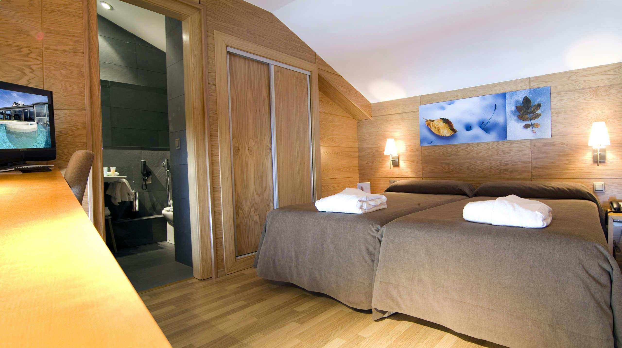 Hotel Sercotel Hotel and Spa La Collada photo 3