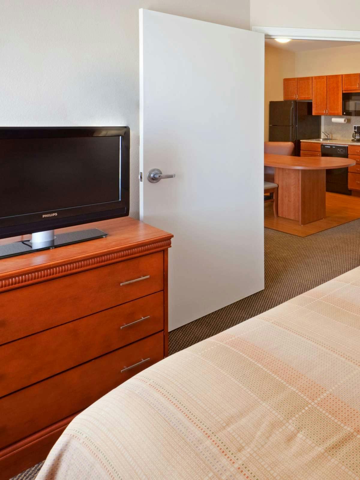 Hotel Candlewood Suites DFW South photo 2