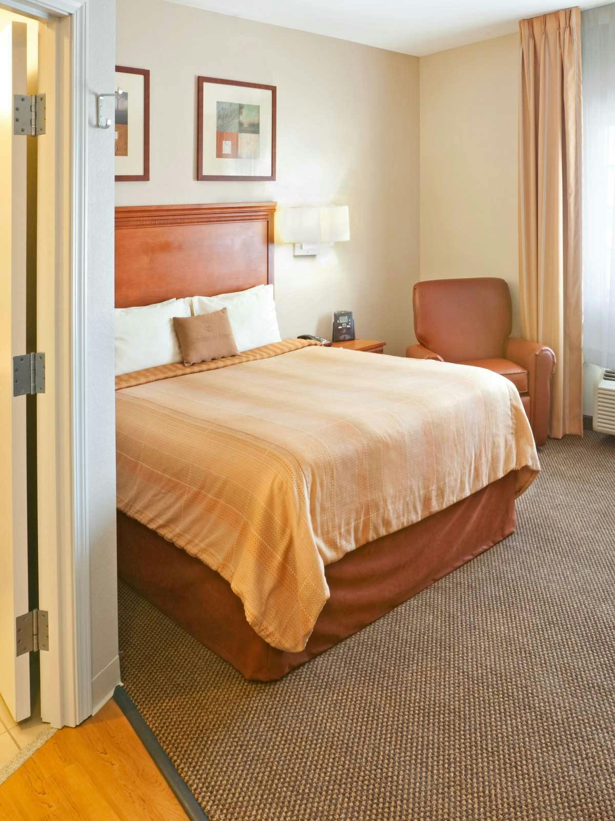 Hotel Candlewood Suites DFW South photo 1