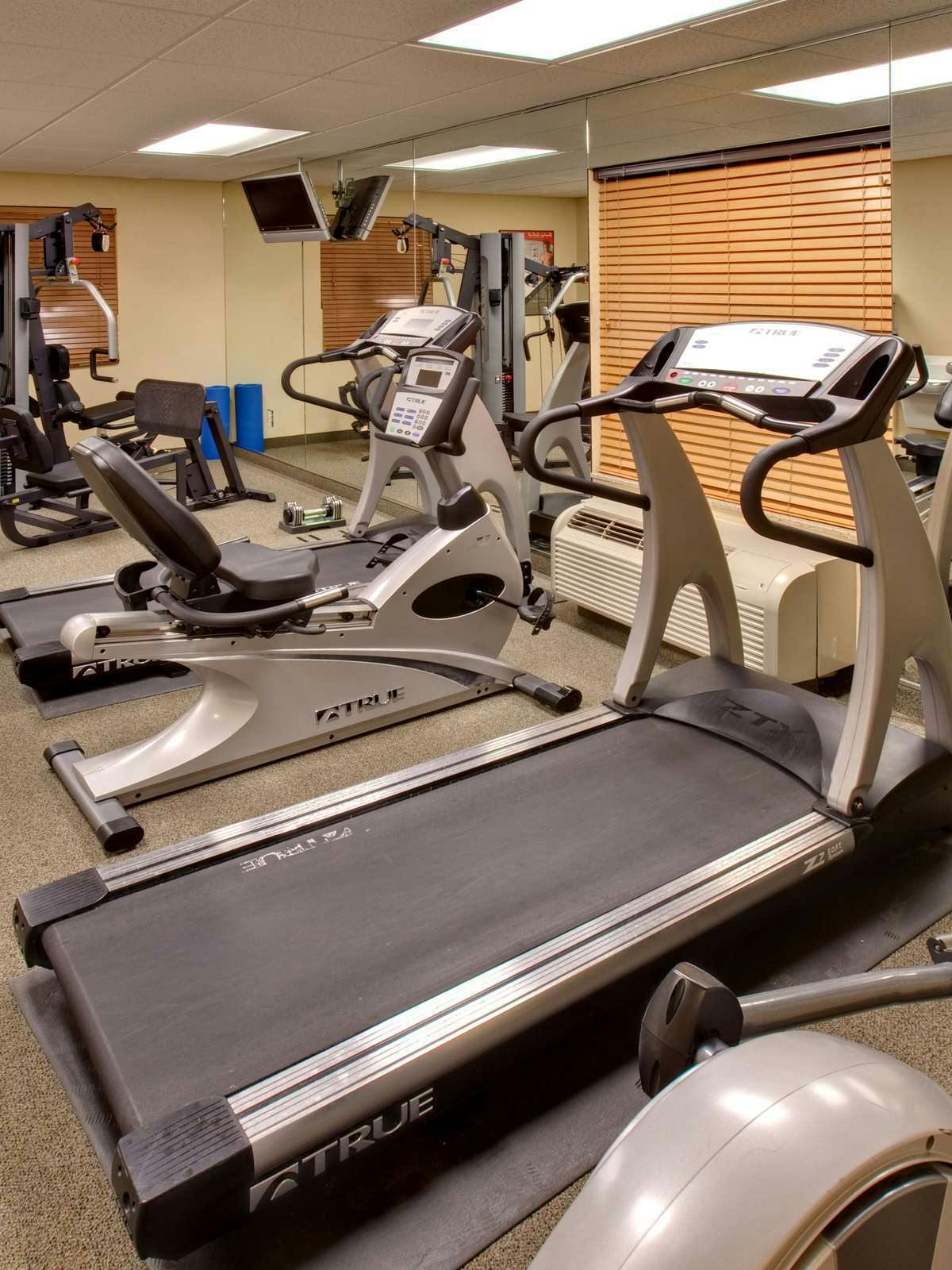 Hotel Candlewood Suites Lincoln photo 5