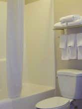 Hotel Candlewood Suites Boise - Towne Square photo 2