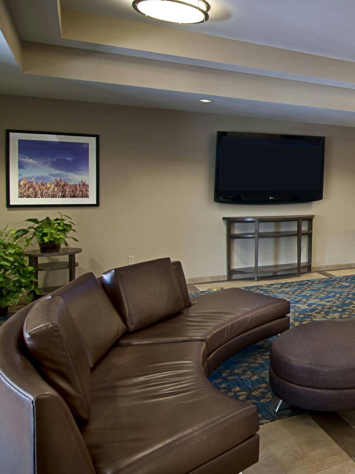 Hotel Candlewood Suites Sioux Falls photo 4