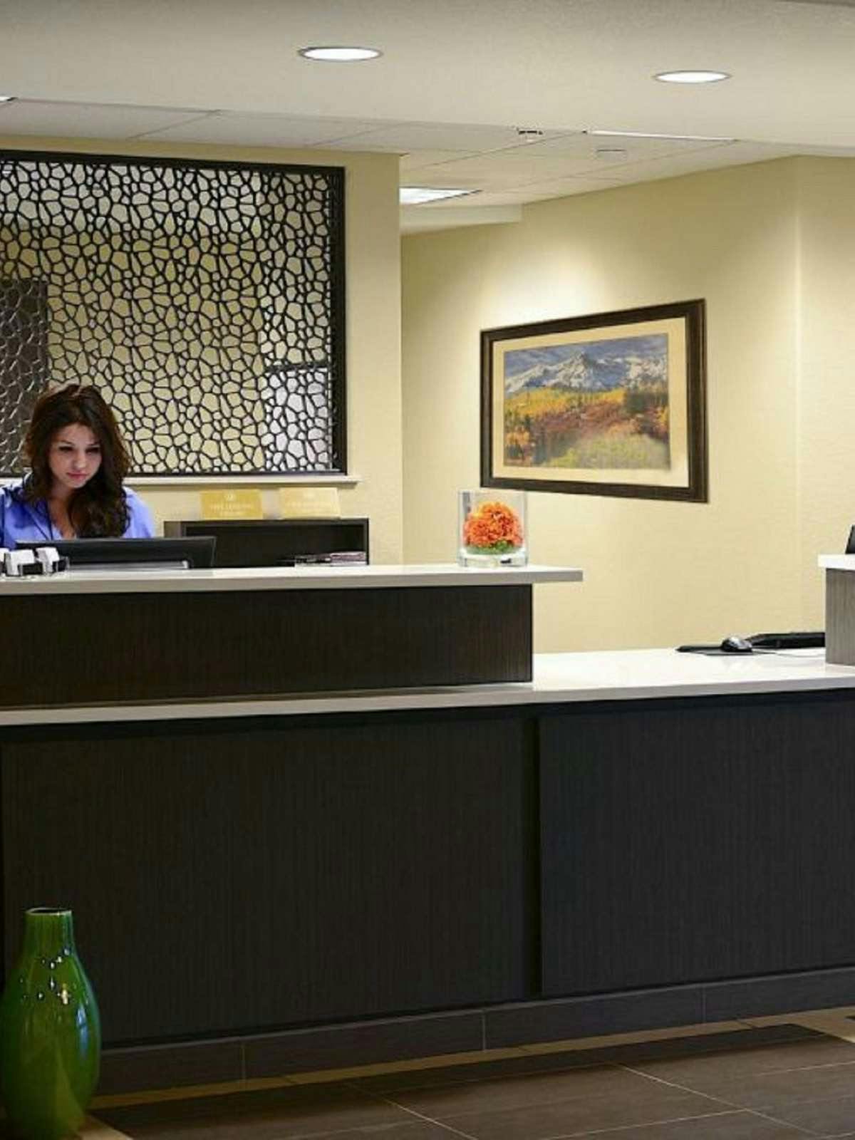 Hotel Candlewood Suites Brighton photo 5