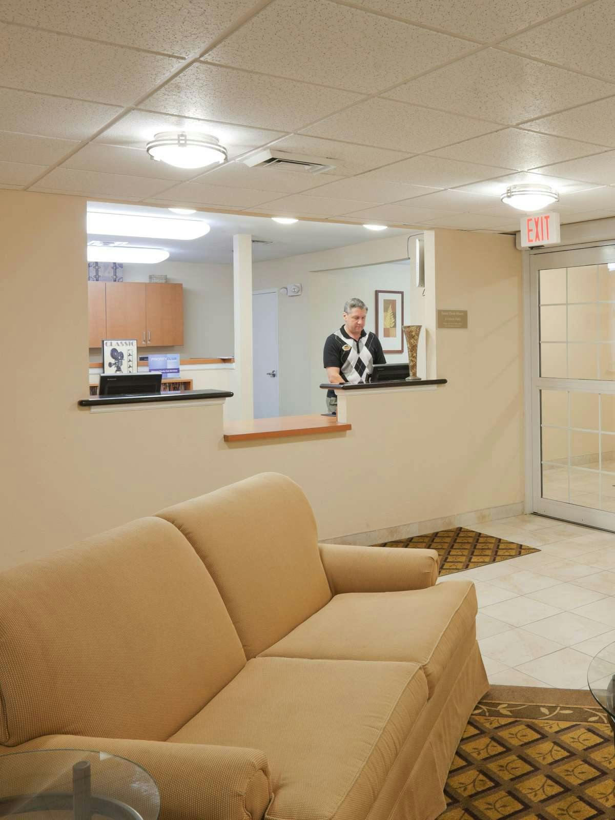 Hotel Candlewood Suites Lafayette photo 4