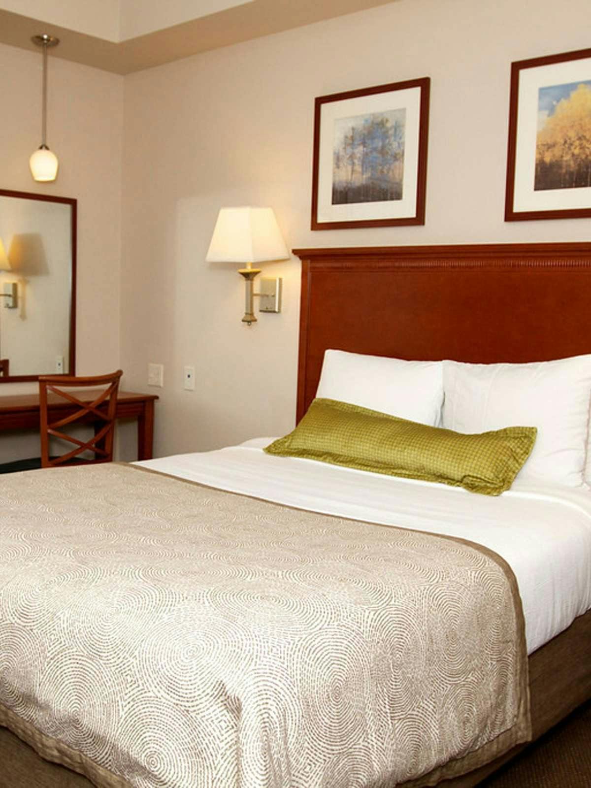 Hotel Candlewood Suites Santa Maria photo 1