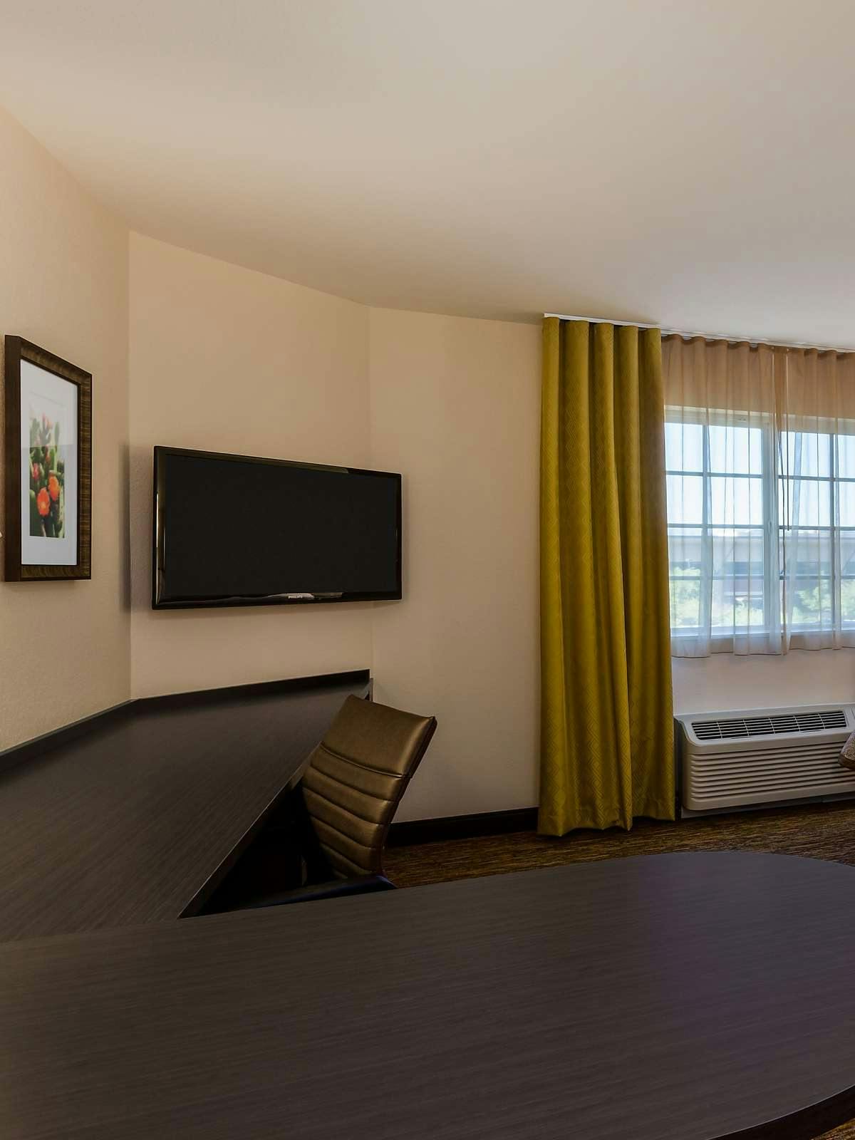 Hotel Candlewood Suites Tucson photo 3