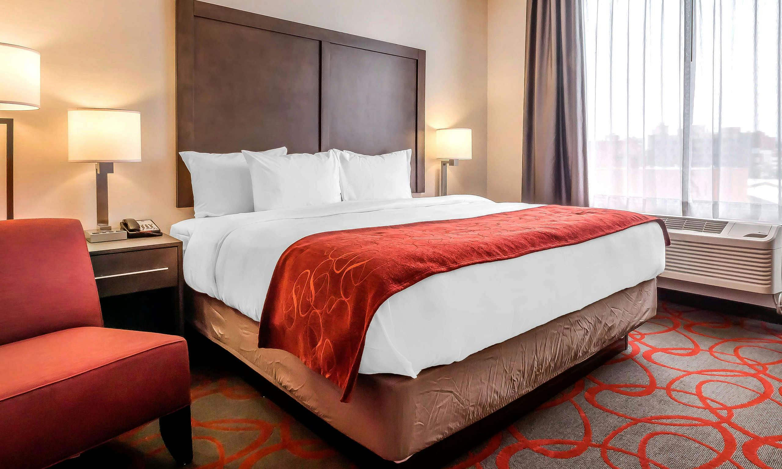 Comfort Inn &amp; Suites near Stadium