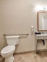 Hotel Candlewood Suites Burlington photo 2