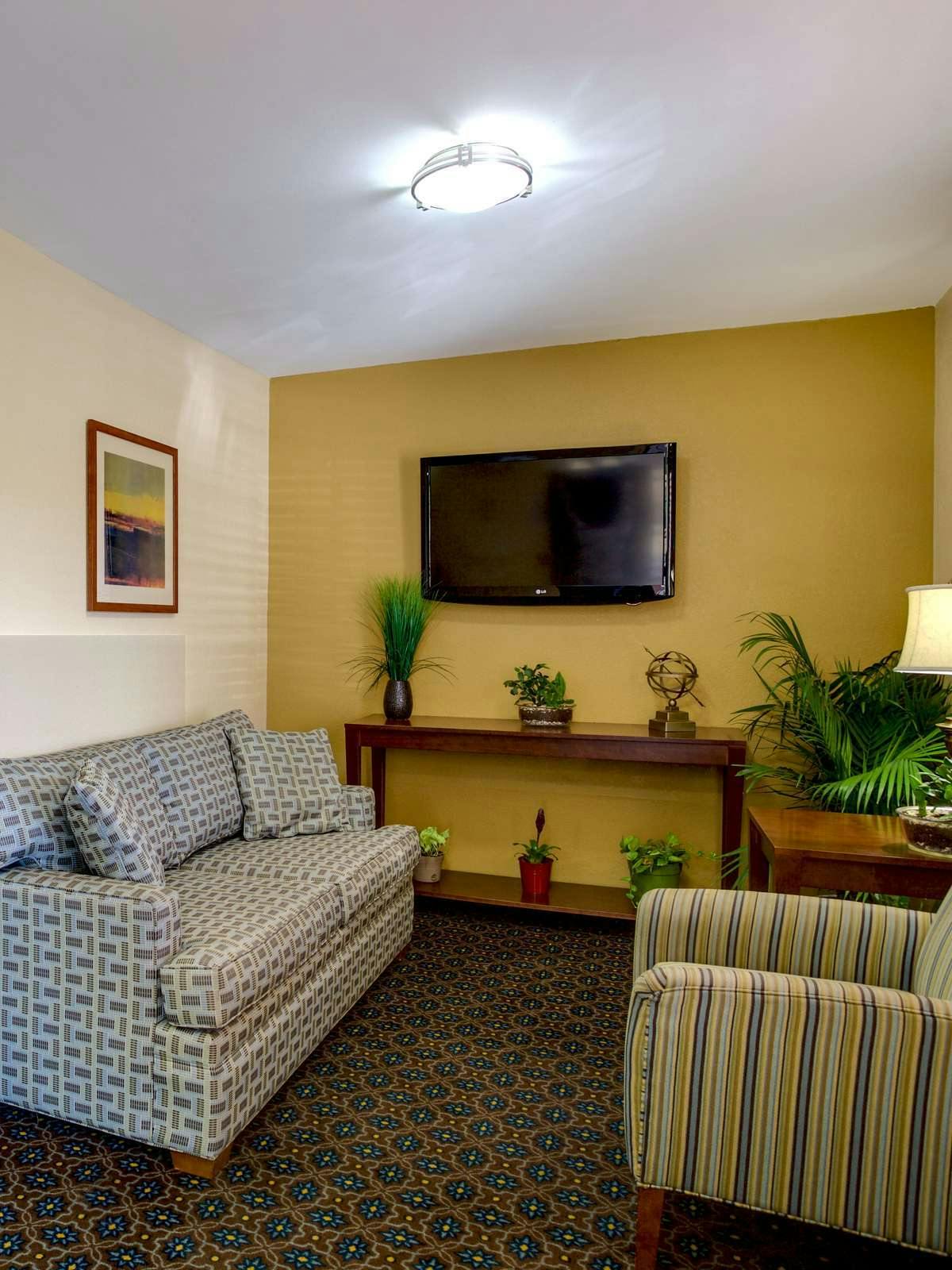Hotel Candlewood Suites Durham RTP photo 4