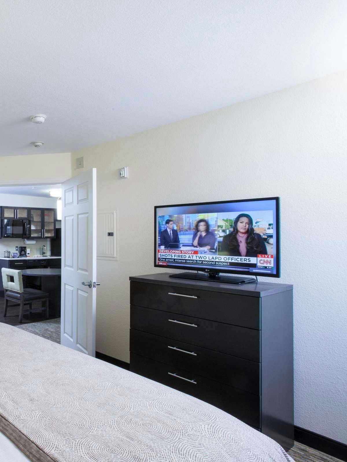 Hotel Candlewood Suites New Braunfels photo 2