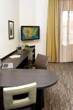 Hotel Candlewood Suites Brighton photo 4