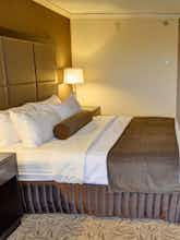 Hotel Crowne Plaza Knoxville Downtown University photo 1