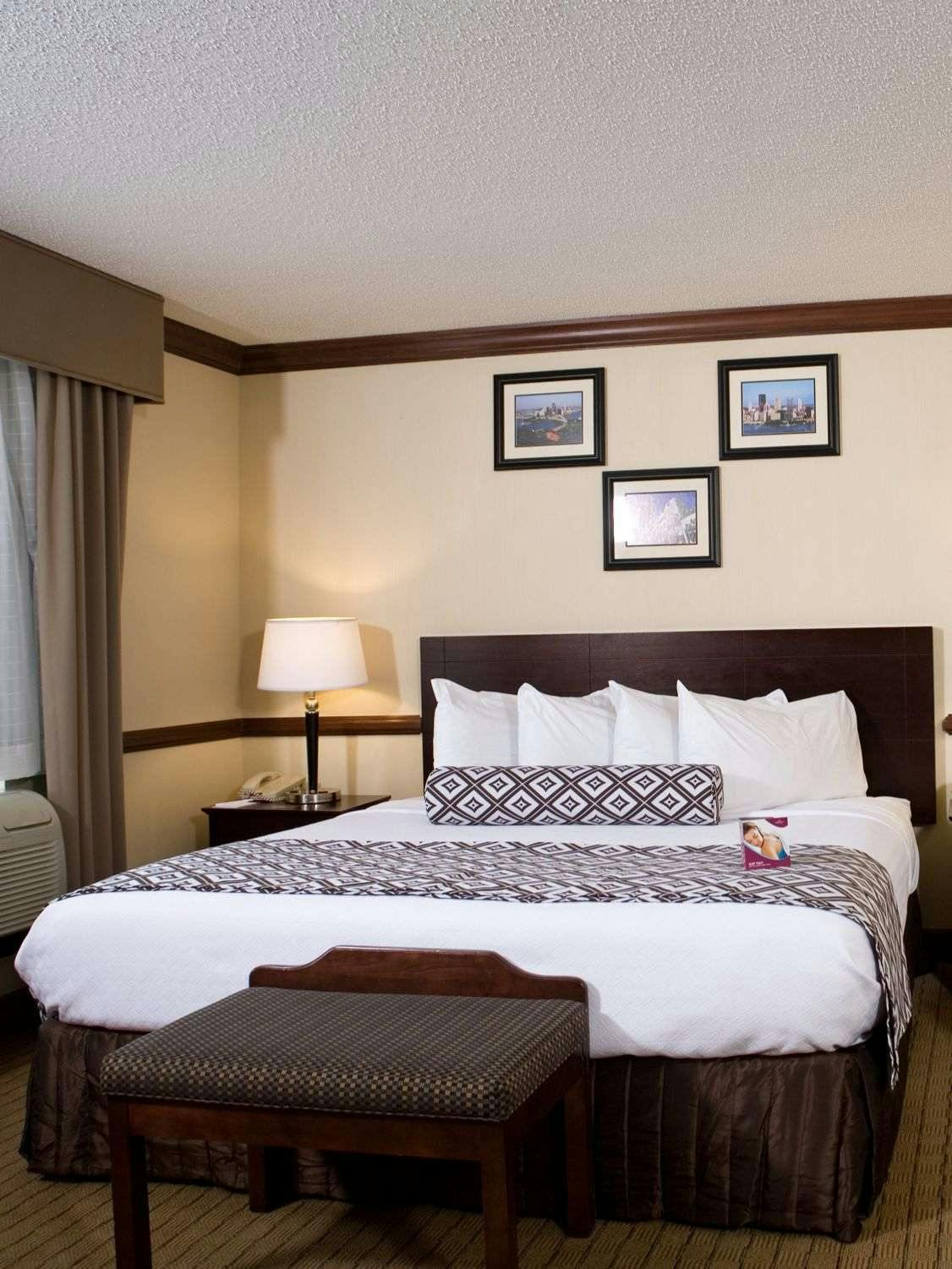 Hotel Crowne Plaza Pittsburgh South photo 1