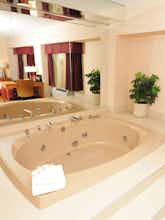 Hotel Crowne Plaza Suites MSP Airport Mall Of America photo 3