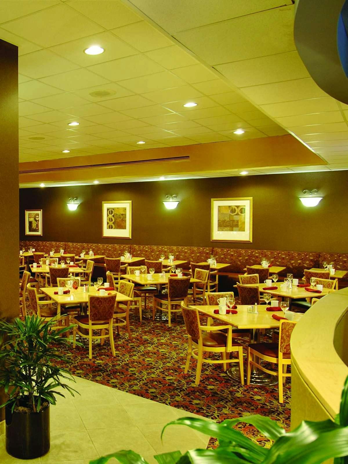 Hotel Crowne Plaza Washington National Airport photo 5