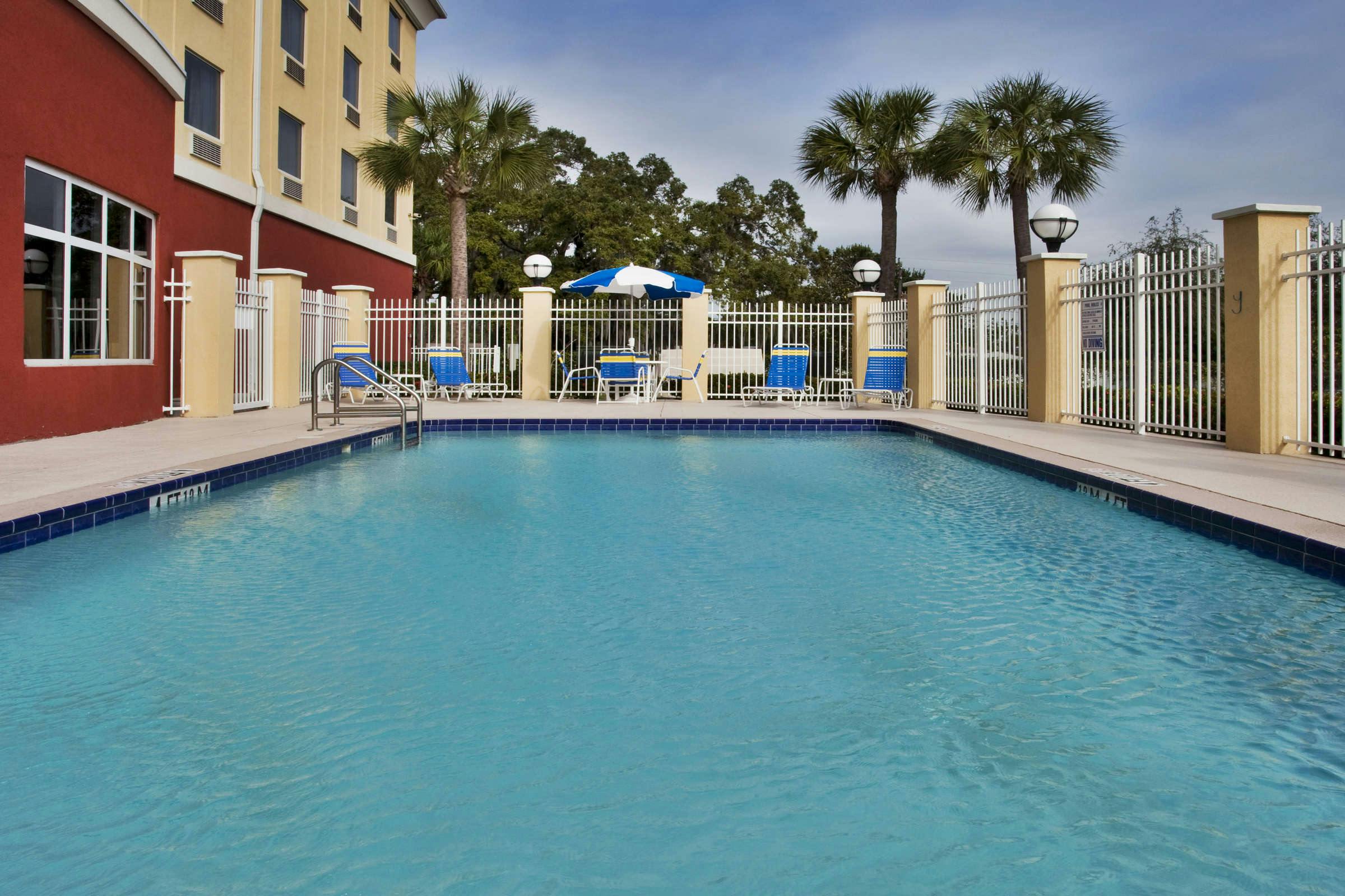 Holiday Inn Express St Petersburg North