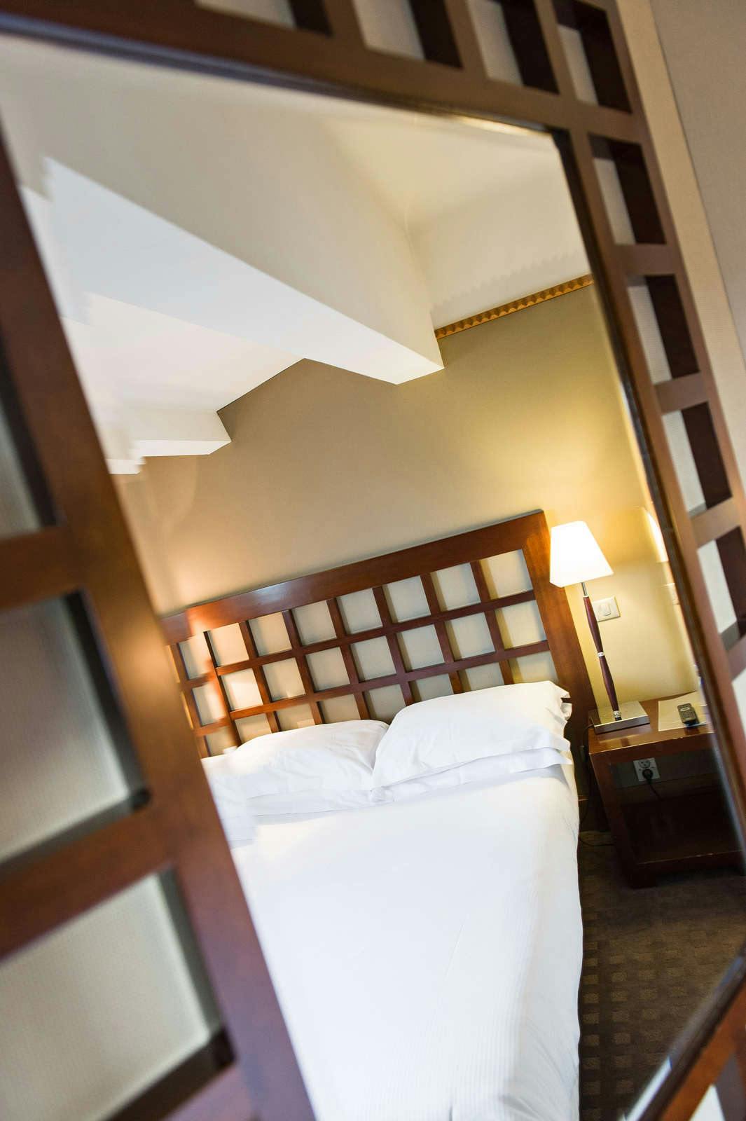 Hotel Best Western Plus Mercedes Arc de Triomphe photo 3