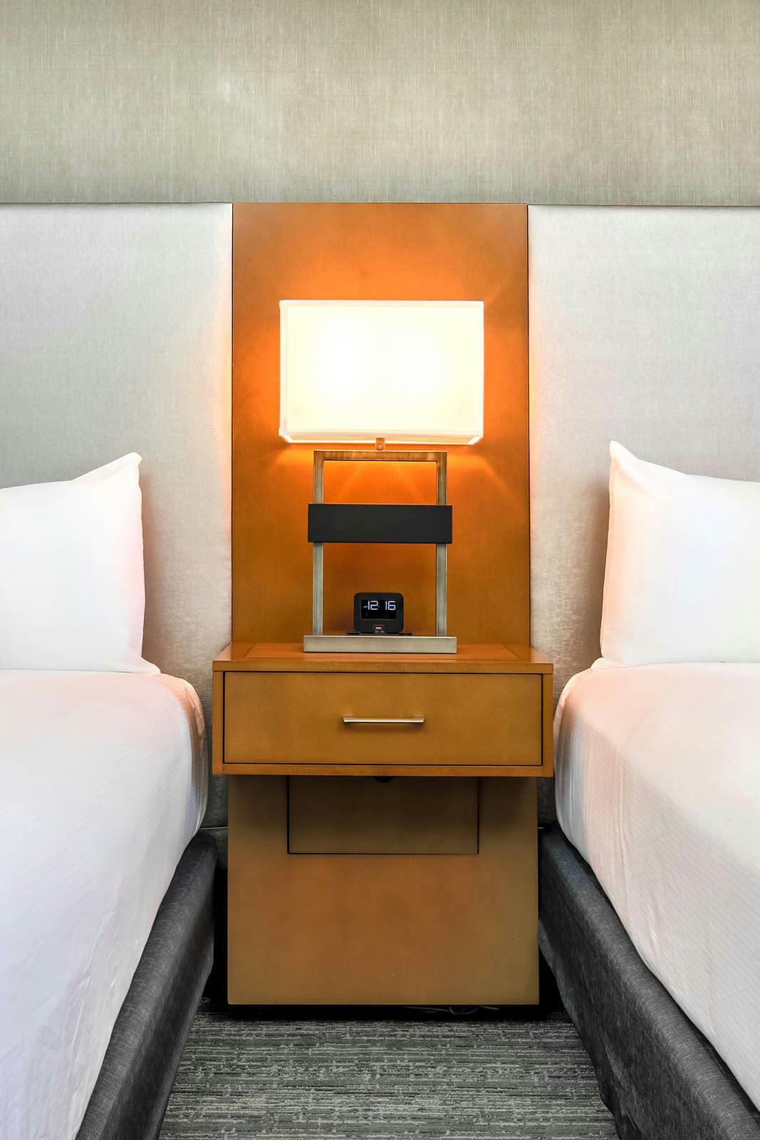 Hotel DoubleTree by Hilton Atlanta Airport photo 5