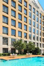 Hotel DoubleTree by Hilton Atlanta Airport photo 1