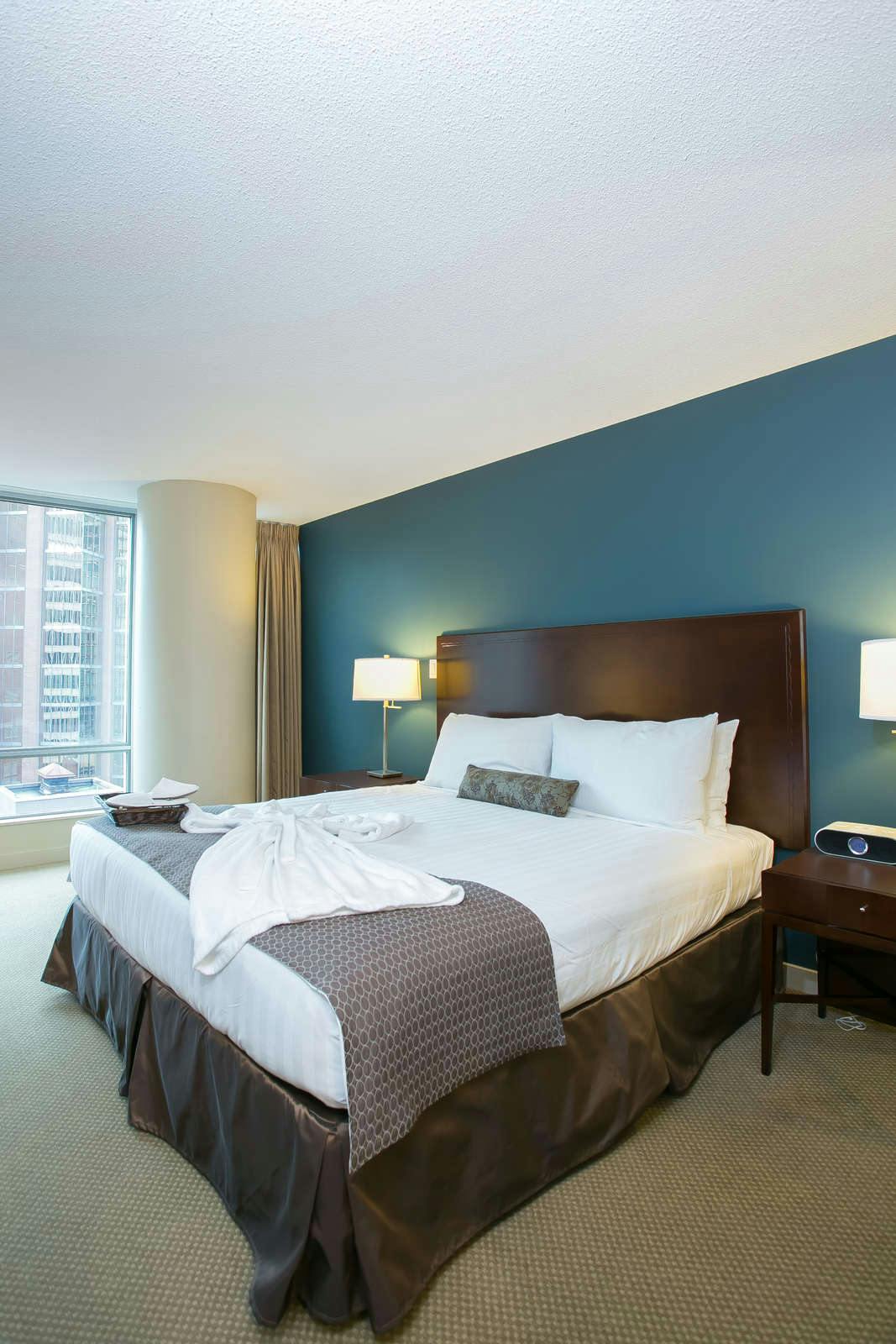 Auberge Vancouver Hotel