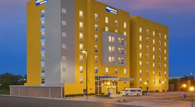 City Express Monterrey Lindavista