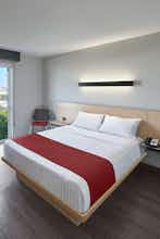 Hotel City Express Monterrey Lindavista photo 1