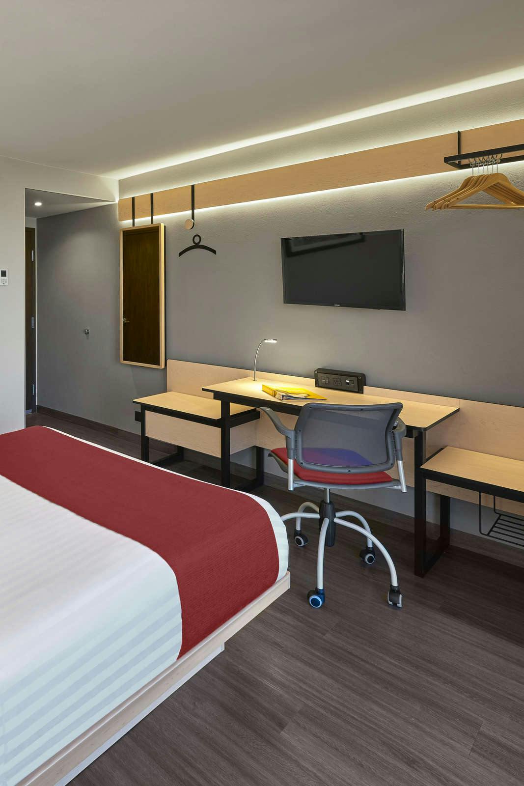 Hotel City Express Monterrey Lindavista photo 4