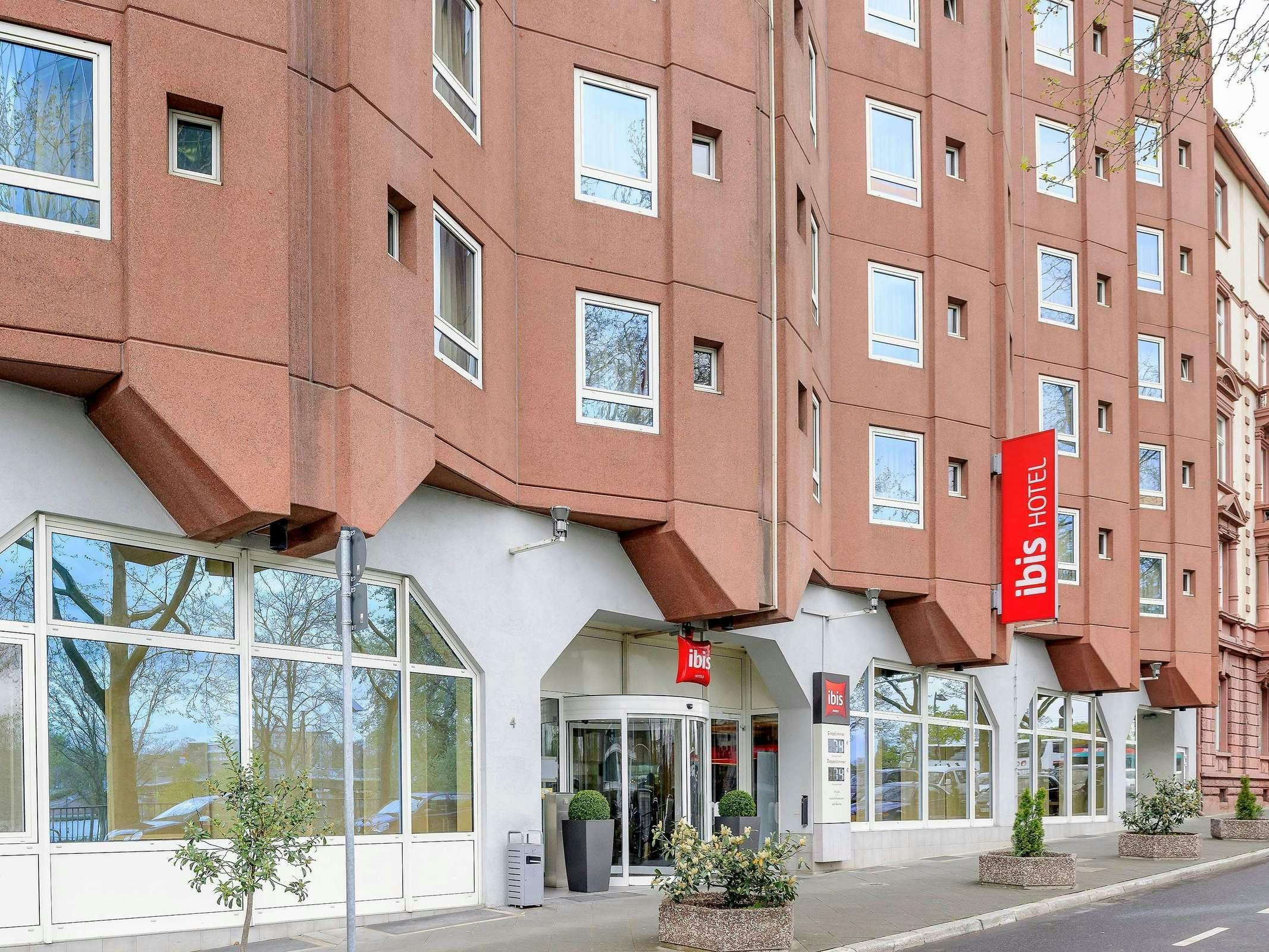 ibis hotel leonardo da vinci allee frankfurt