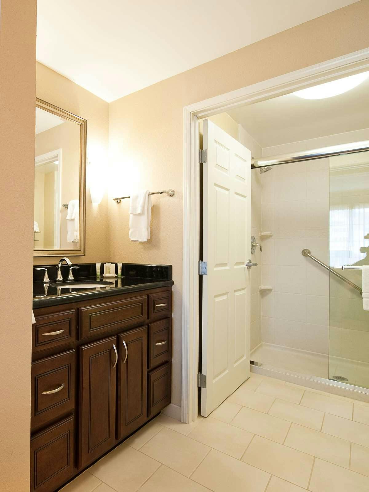 Hotel Staybridge Suites Charleston Ashley Phosphate photo 2