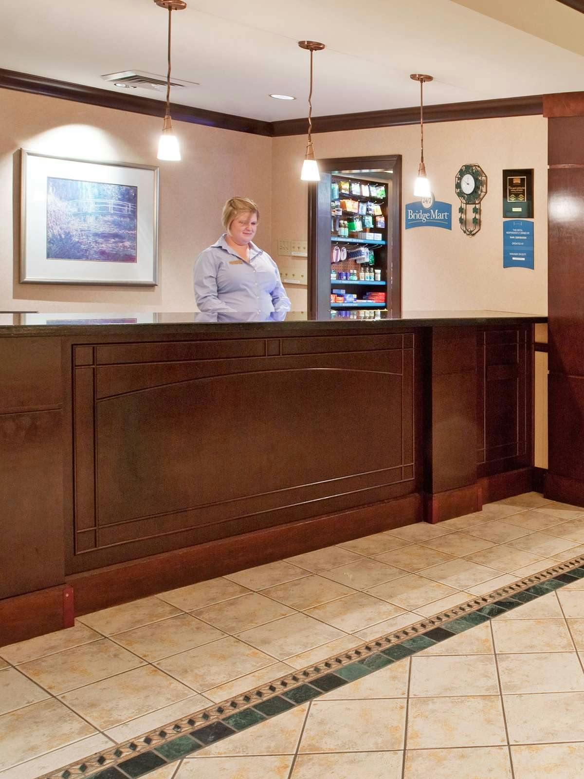Hotel Staybridge Suites Columbus Airport photo 5
