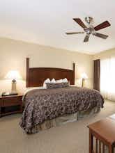 Hotel Staybridge Suites Wilmington East photo 1