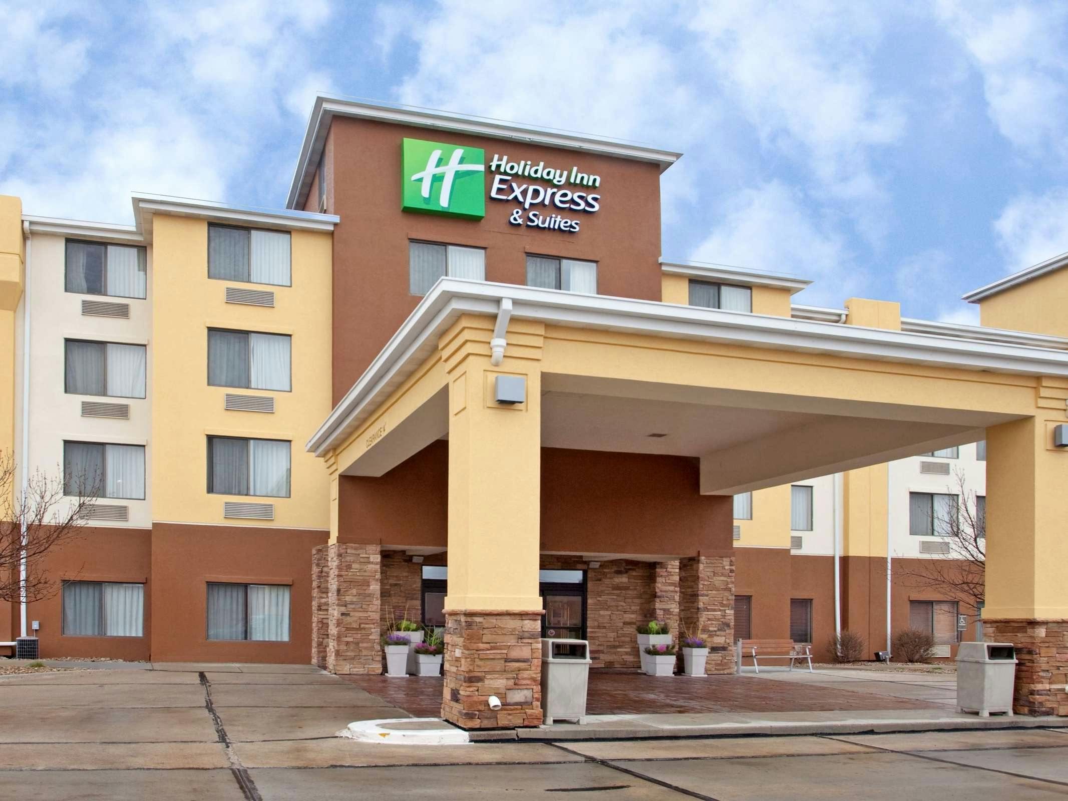 Holiday Inn Express Hotel & Suites Norfolk