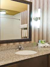 Hotel Holiday Inn Express Hotel & Suites Olive Branch photo 2