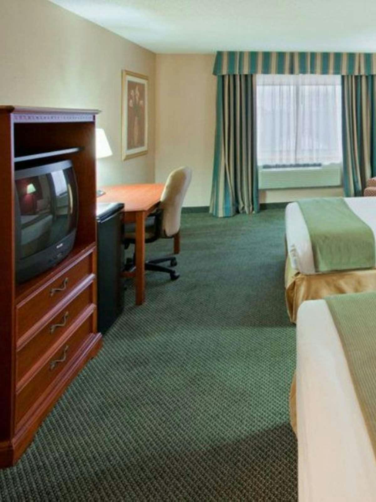Hotel Holiday Inn Express Easton photo 3
