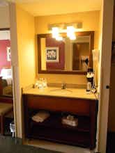 Hotel Holiday Inn Express Easton photo 2