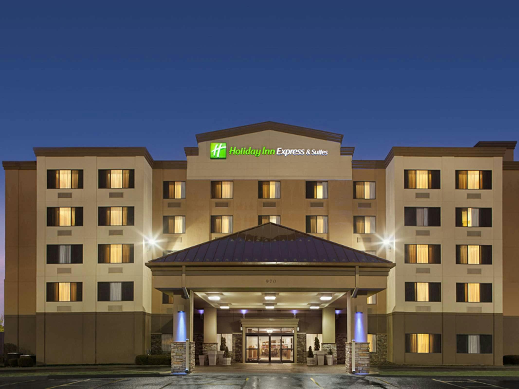 Holiday Inn Express Hotel & Suites Coralville