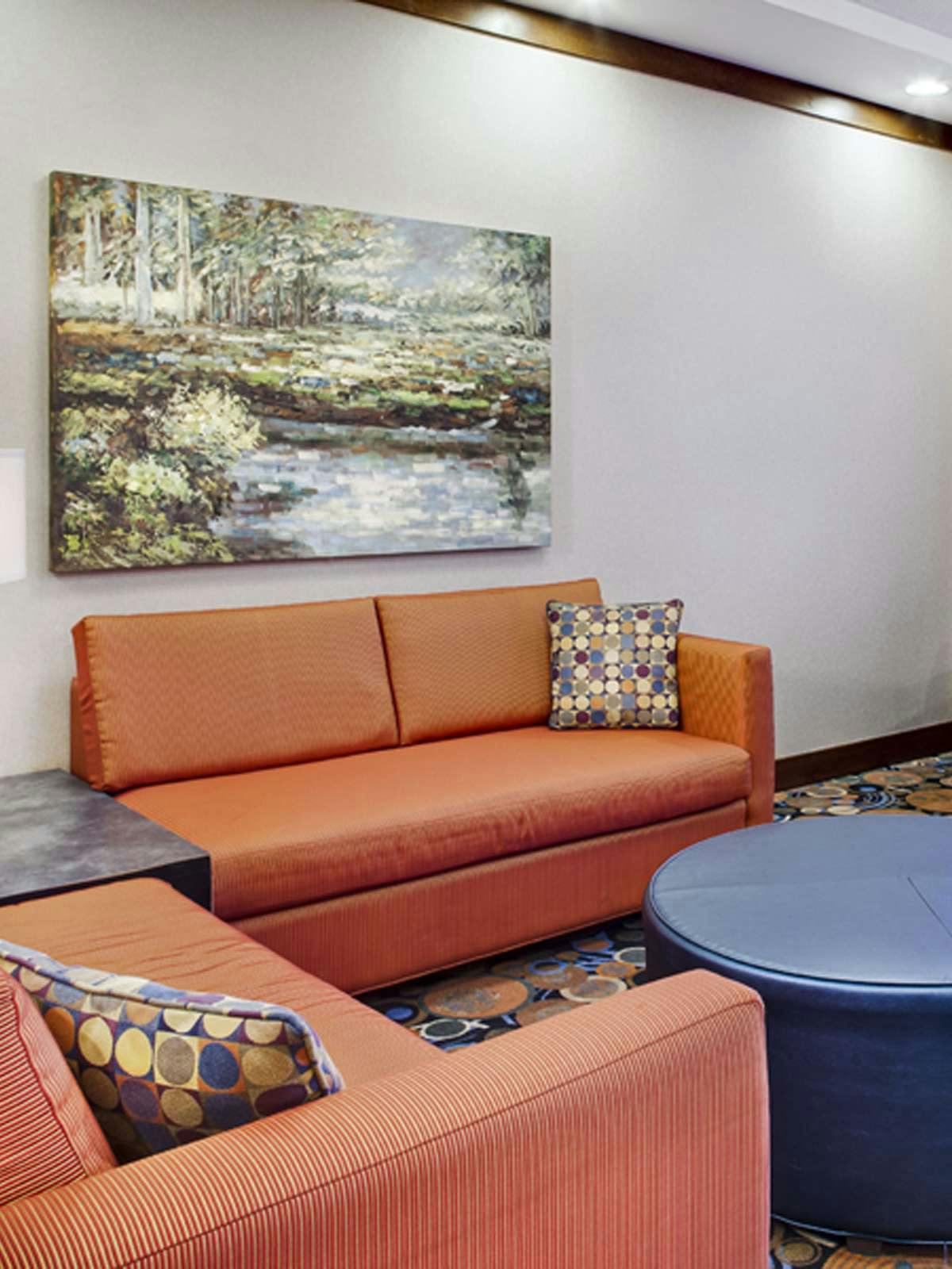 Hotel Holiday Inn Express Hotel & Suites Coralville photo 3