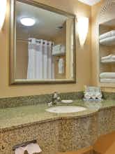 Hotel Holiday Inn Express Hotel & Suites Porterville photo 2