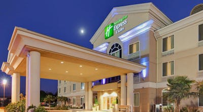 Holiday Inn Express Hotel & Suites Porterville