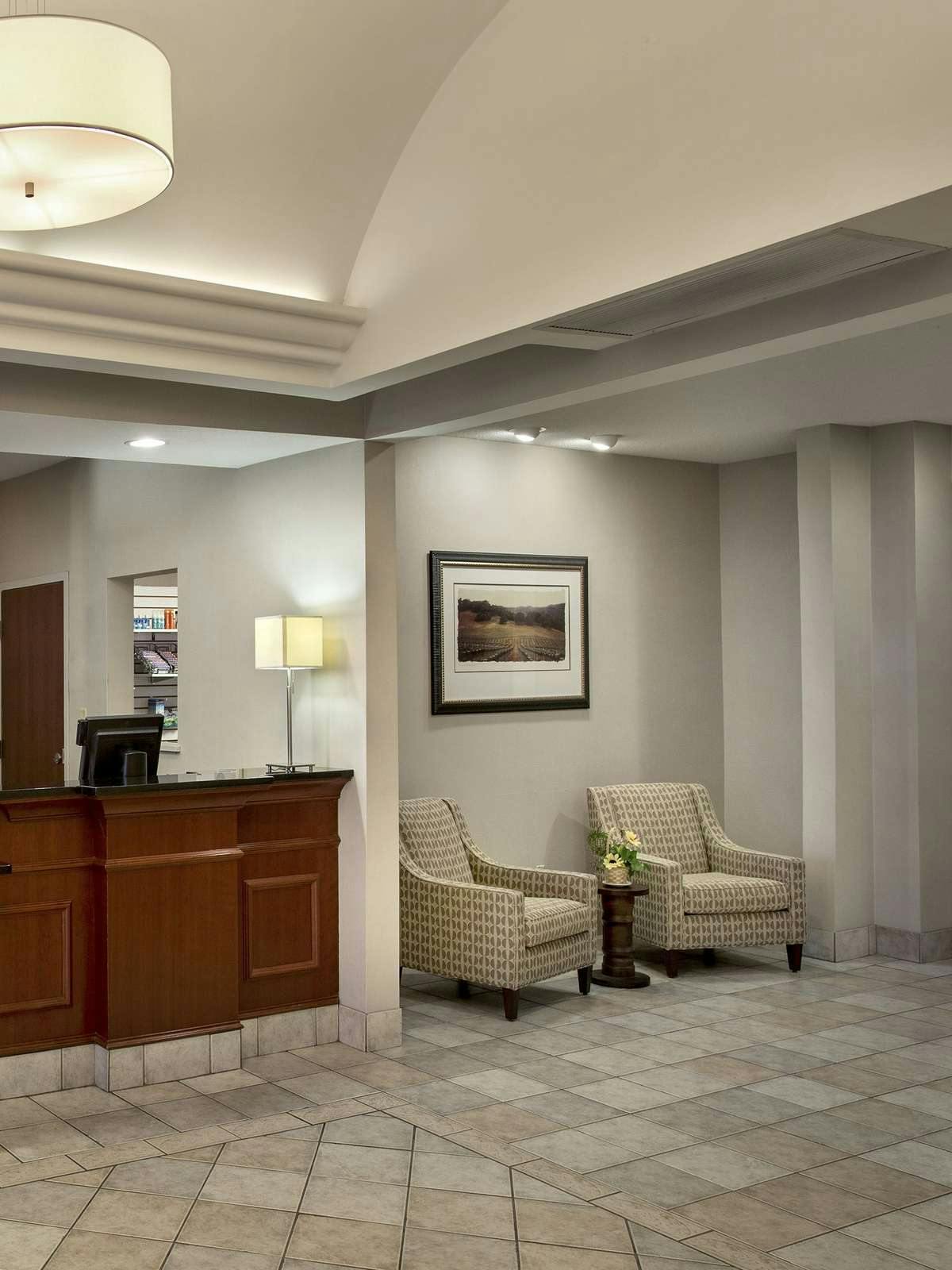 Hotel Holiday Inn Express Hotel & Suites East Greenbush photo 3